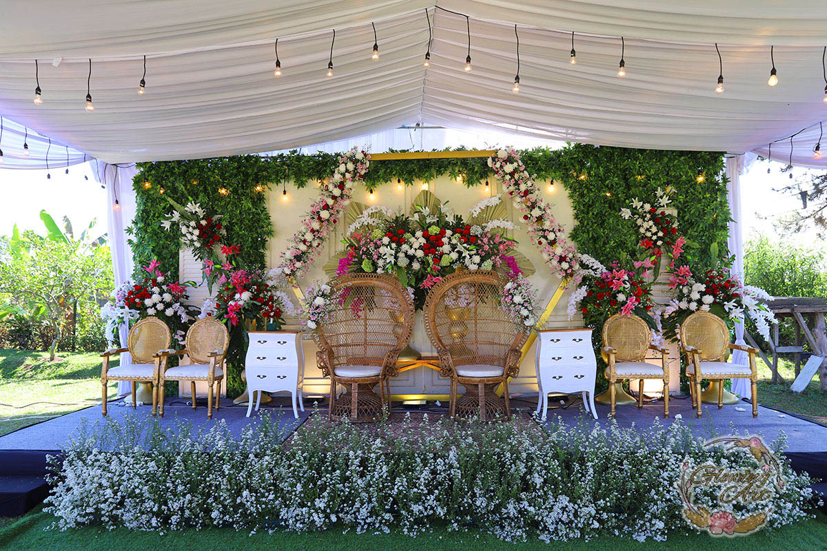 Putri Ramdhani Dekorasi  Wedding Murah Berkualitas di 