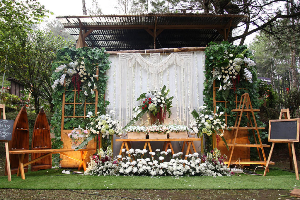 Tips Mencari Vendor  Dekorasi  Dekorasi  Wedding Murah 