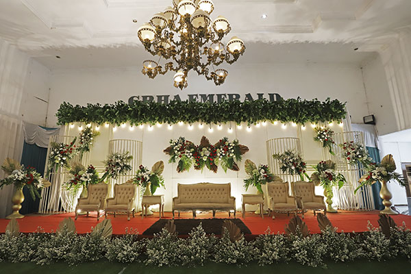Ina Ogi Dekorasi Wedding  Murah Cantik di Bandung  Garut